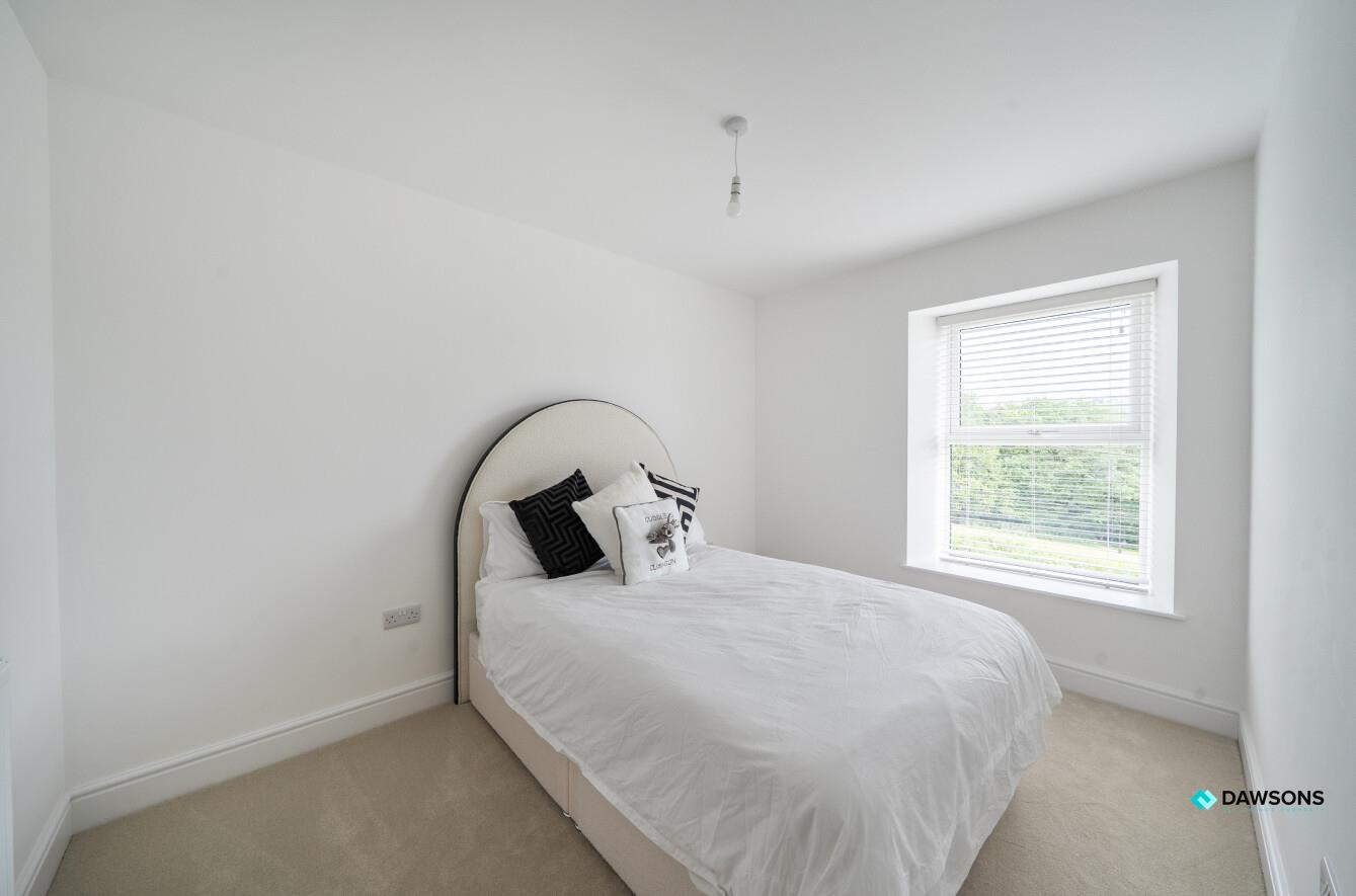 Trosserch Road, Llangennech, Llanelli, SA14 8AX